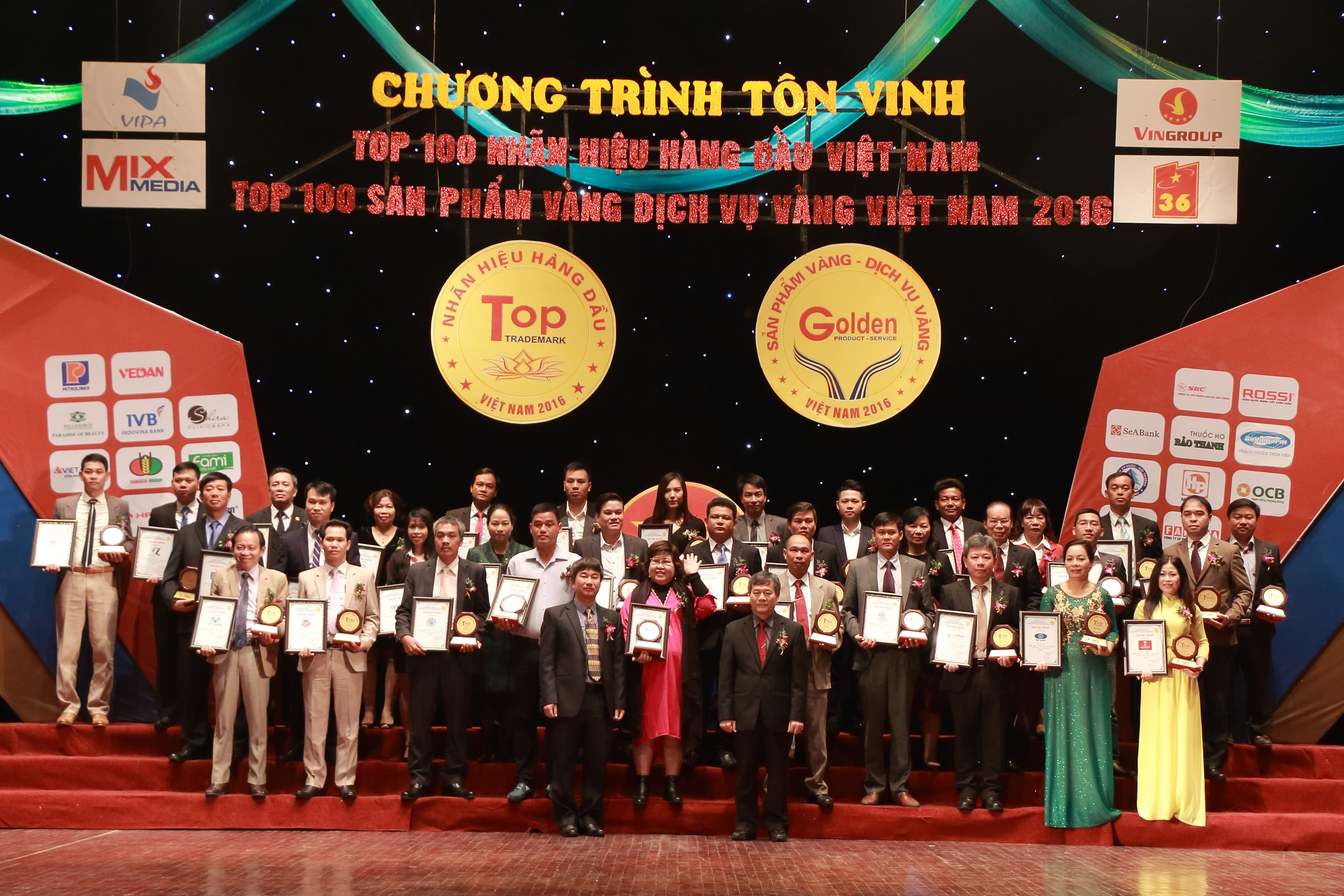 Vinh dự lọt vào top 50 sản phẩm dịch vụ vàng, top 50 nhãn hiệu hàng đầu Việt Nam